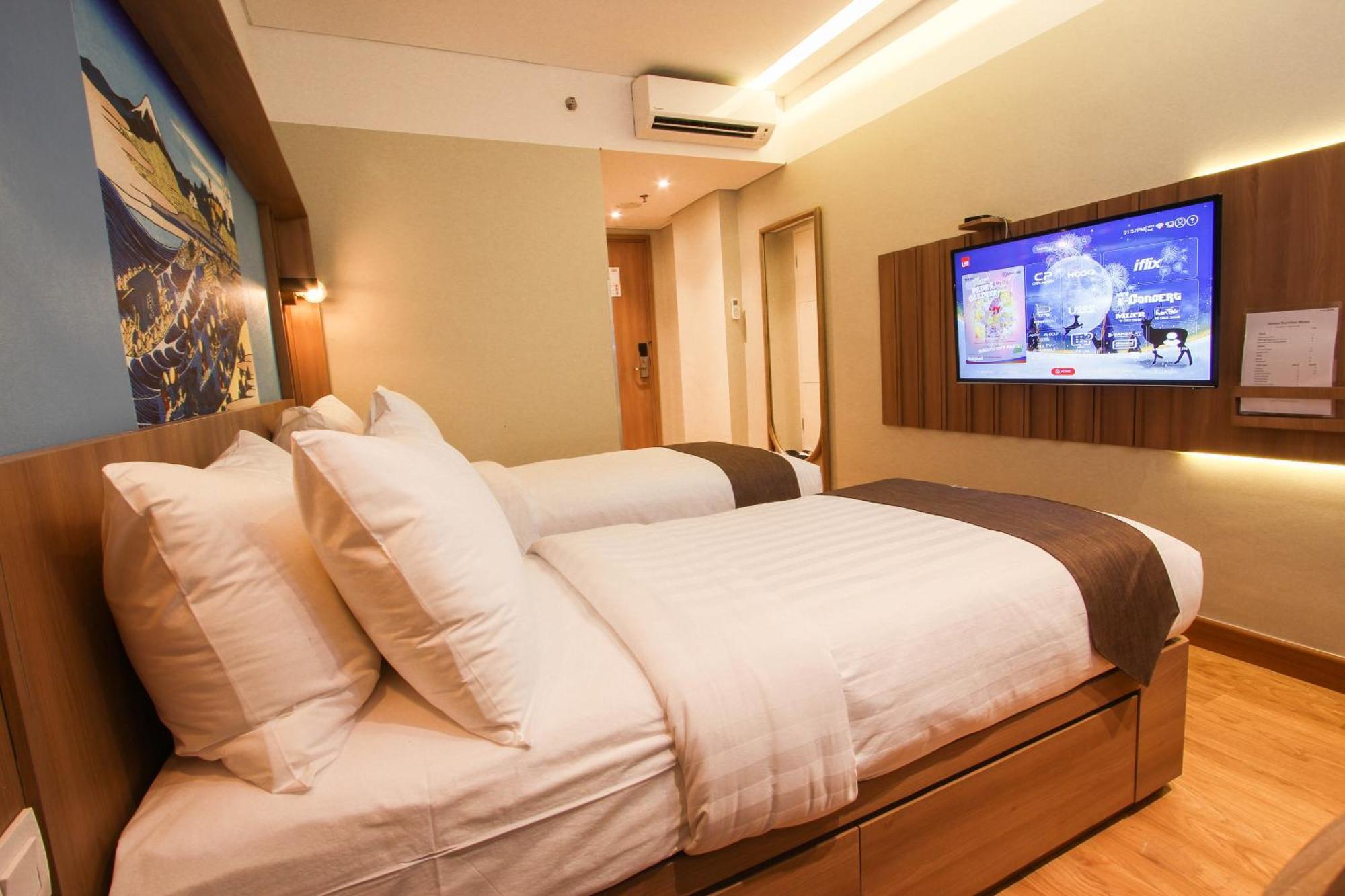 Kuretakeso Kemang Hotel Yakarta Exterior foto